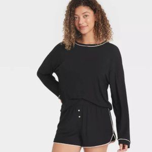 Women's Beautifully Soft Long Sleeve Top and Short